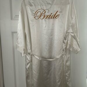 Elegant White Bride Robe Size S/M